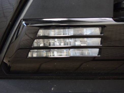 Used 2025 Chevrolet Silverado 1500 RST image 14