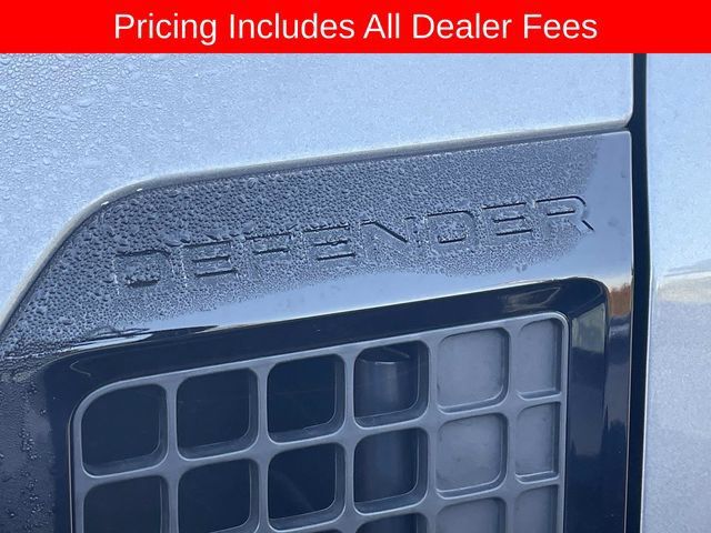 Used 2024 Land Rover Defender 110 S AWD/4WD image 2