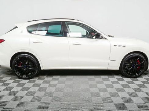 Used 2019 Maserati Levante S GranSport image 34
