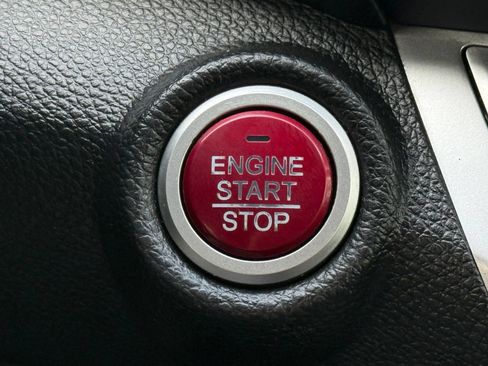 Used 2015 Honda Accord EX image 29