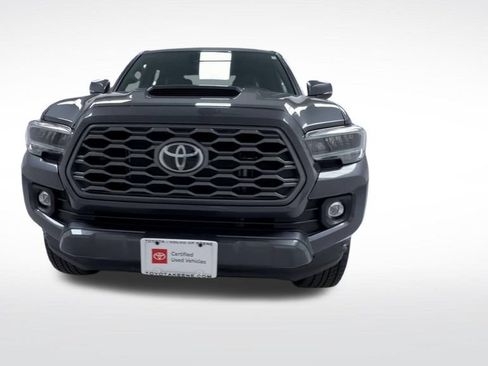 Certified 2023 Toyota Tacoma TRD Sport w/ TRD Premium Sport Package AWD/4WD image 4