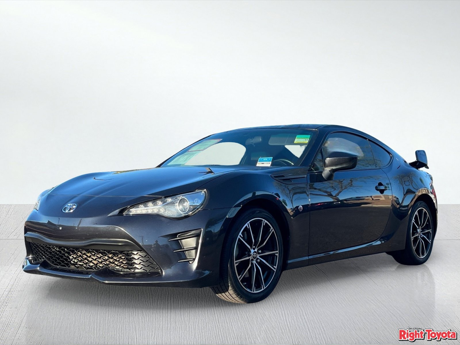 Certified 2017 Toyota 86 RWD image 2