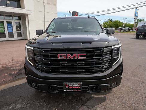 Used 2024 GMC Sierra 1500 Pro w/ Graphite Edition AWD/4WD image 2