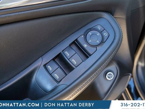 Used 2020 Buick Encore GX Select w/ Sport Touring Package image 16