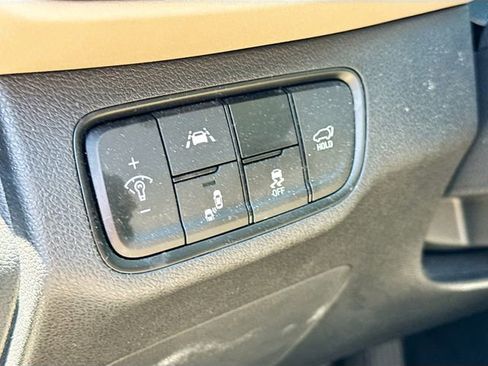 Used 2020 Hyundai Santa Fe Limited FWD image 8