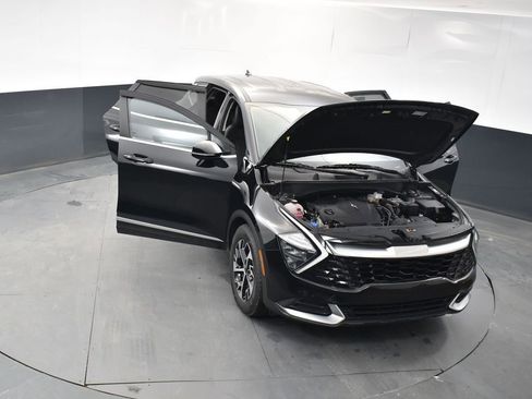 Used 2023 Kia Sportage EX image 17