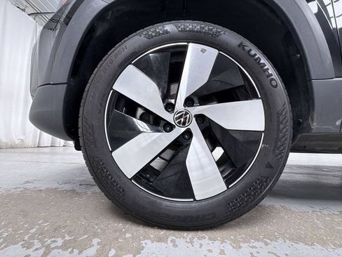 Used 2024 Volkswagen Taos S AWD/4WD image 11
