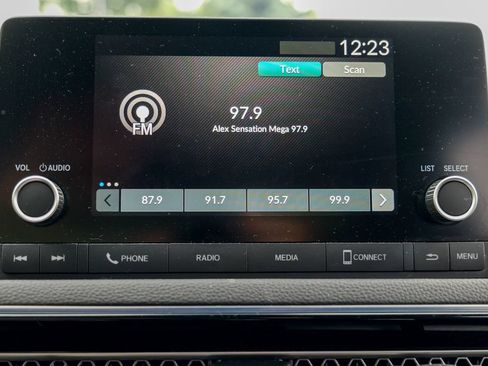 Used 2023 Honda Civic Sport image 52