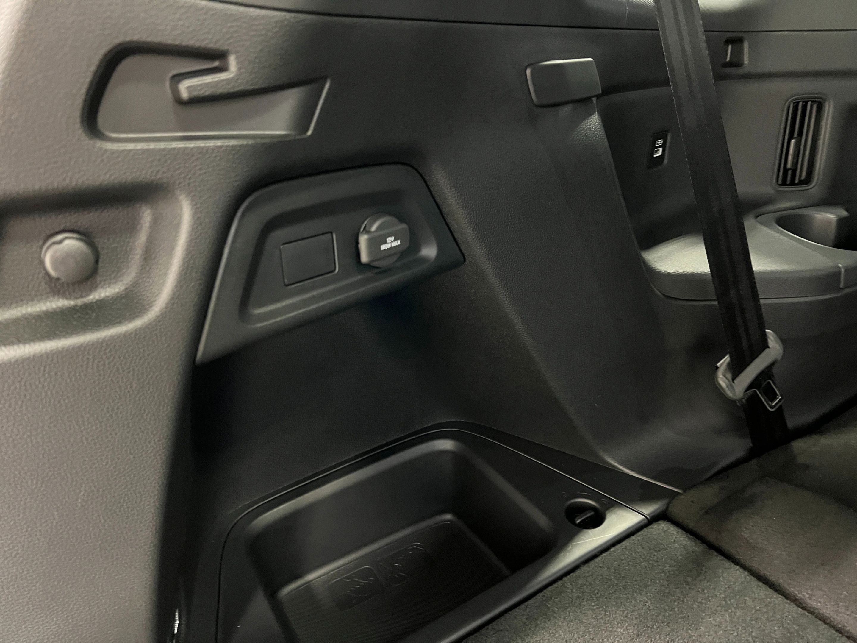 Used 2025 Honda Pilot TrailSport image 30
