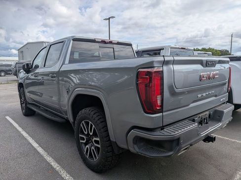 Used 2024 GMC Sierra 1500 AT4 w/ Technology Package AWD/4WD image 6