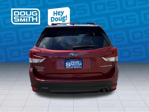 Used 2023 Subaru Forester Premium AWD/4WD image 4