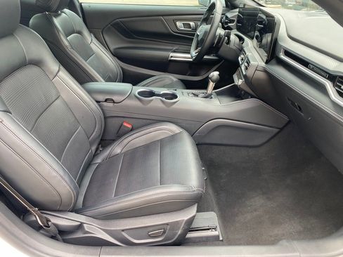 Certified 2025 Ford Mustang GT Premium image 18