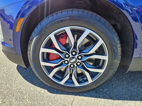 Used 2024 Cadillac XT5 Sportv w/ Technology Package AWD/4WD image 10