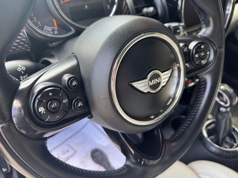 Used 2015 MINI Cooper S FWD image 16