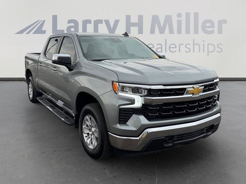 Used 2025 Chevrolet Silverado 1500 LT image 7