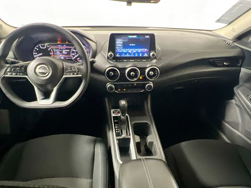 Used 2024 Nissan Sentra SV FWD image 29