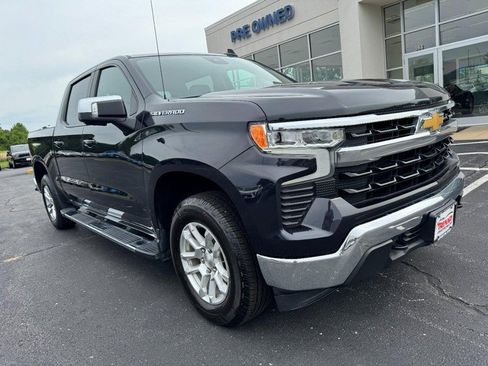 Used 2023 Chevrolet Silverado 1500 LT w/ Max Trailering Package AWD/4WD image 2