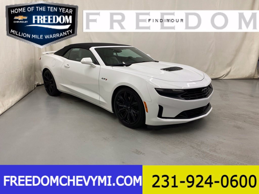 Used 2023 Chevrolet Camaro LT w/ Technology Package RWD image 1