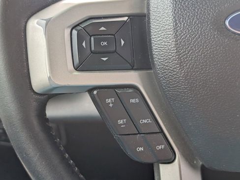 Used 2018 Ford F250 Lariat w/ Chrome Package image 14