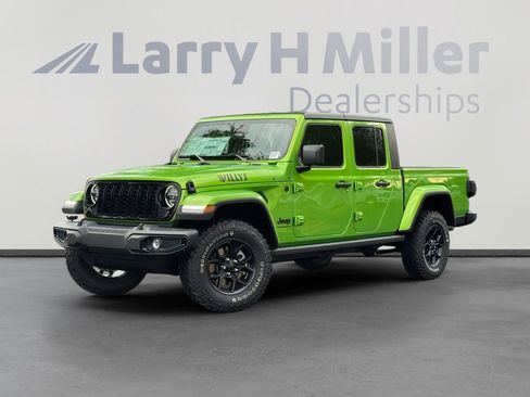New 2025 Jeep Gladiator Willys image 1