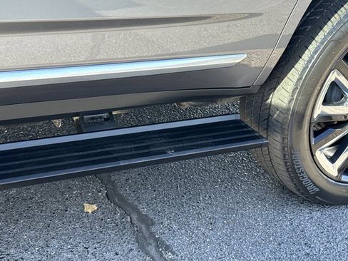 Used 2021 GMC Yukon Denali w/ Denali Premium Package image 22