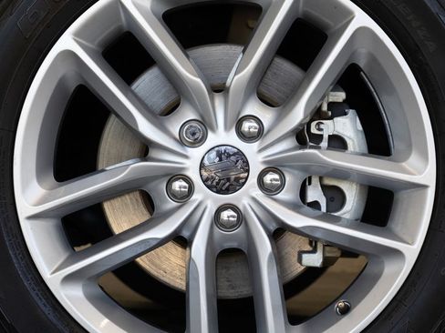 Used 2022 Dodge Durango R/T RWD image 11
