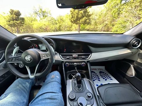 Used 2019 Alfa Romeo Giulia Ti Sport w/ Quick Order Package 22S Sport AWD/4WD image 16
