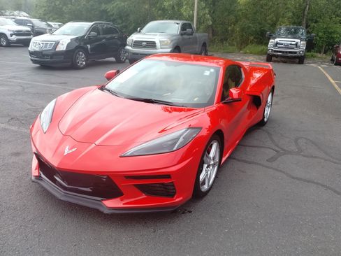 Used 2022 Chevrolet Corvette Stingray Preferred Cpe w/ Z51 Performance Package image 7