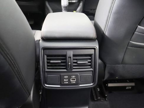 Used 2025 Subaru Forester Sport AWD/4WD image 37