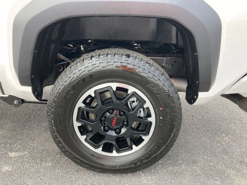 Certified 2026 Toyota Tacoma TRD Sport image 19