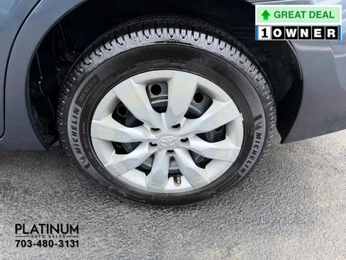 Used 2015 Toyota Corolla LE image 23