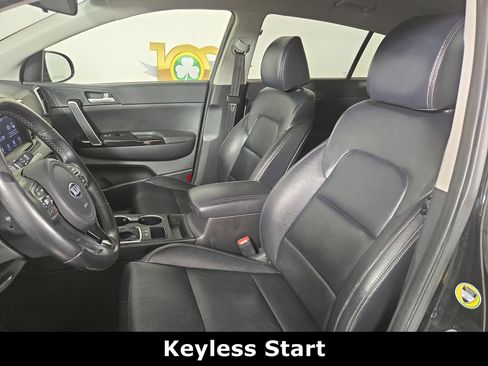 Used 2018 Kia Sportage EX FWD image 11