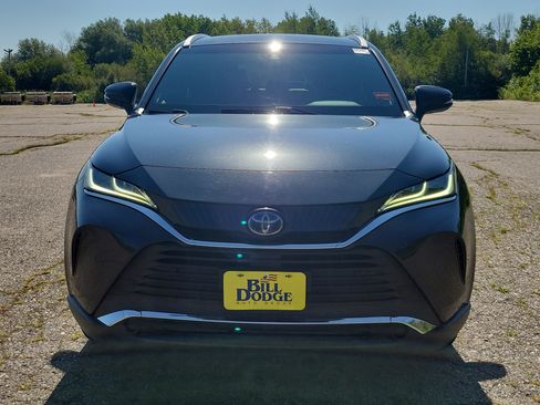 Used 2021 Toyota Venza XLE w/ Softex Package AWD/4WD image 2