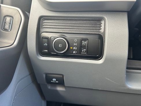 Certified 2025 Ford F250 XLT image 17