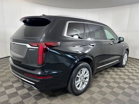 Used 2024 Cadillac XT6 Luxury image 3