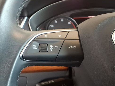 Used 2023 Audi Q5 2.0T Premium w/ Convenience Package image 14