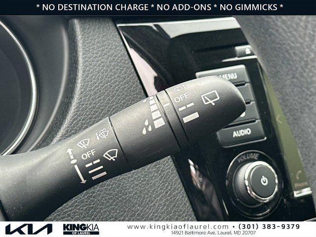Used 2018 Nissan Rogue S FWD image 11