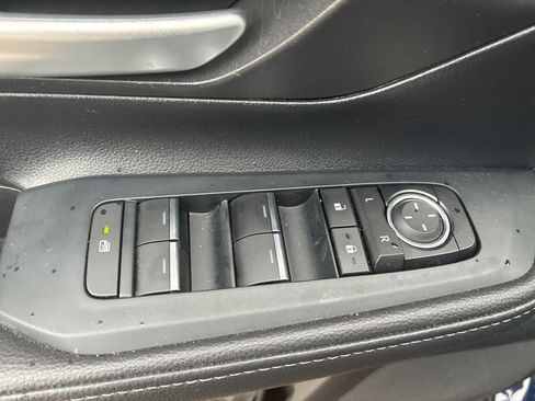 Used 2024 Toyota Grand Highlander XLE image 8