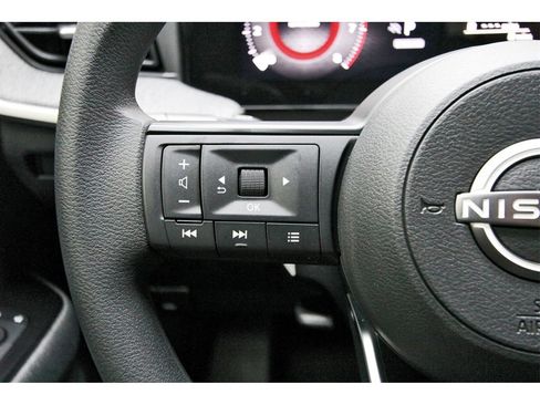 New 2026 Nissan Kicks SV image 15