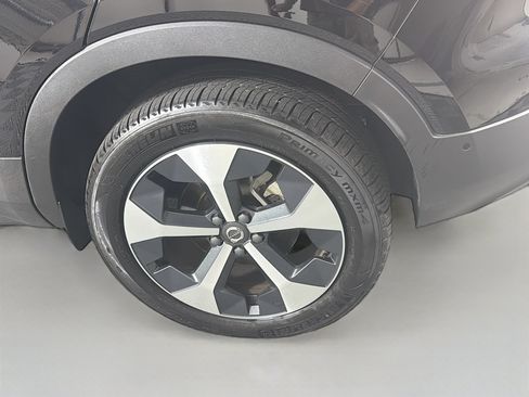 Used 2026 Volvo XC40 B5 Plus AWD/4WD image 11