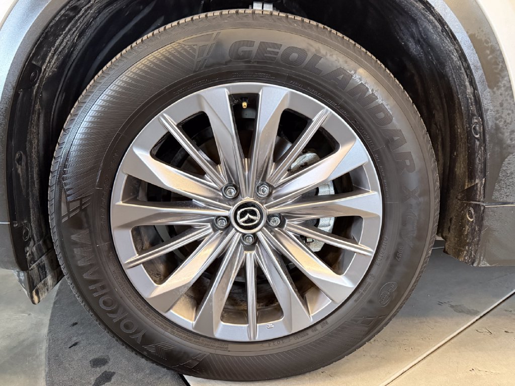 Used 2024 MAZDA CX-90 3.3 Turbo w/ Preferred Package AWD/4WD image 25