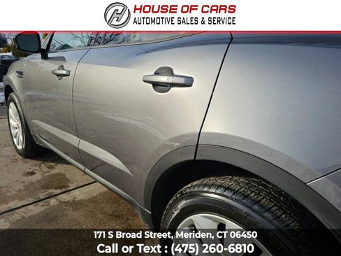 Used 2020 Jaguar E-PACE SE image 17