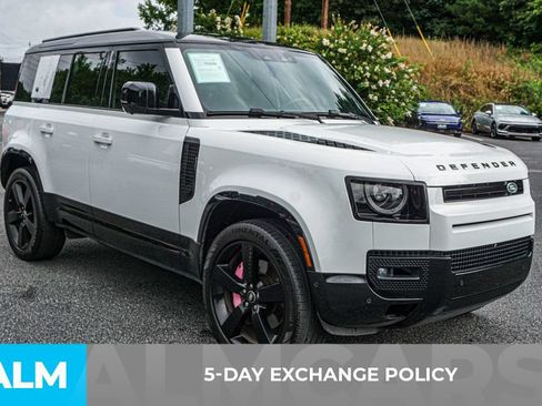 Used 2024 Land Rover Defender 110 X-Dynamic SE AWD/4WD image 3