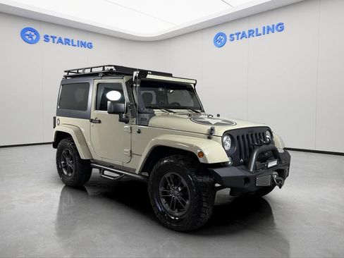 Used 2018 Jeep Wrangler Sport AWD/4WD image 14