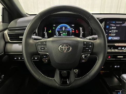 Used 2026 Toyota Camry SE w/ Multimedia Upgrade Package AWD/4WD image 16