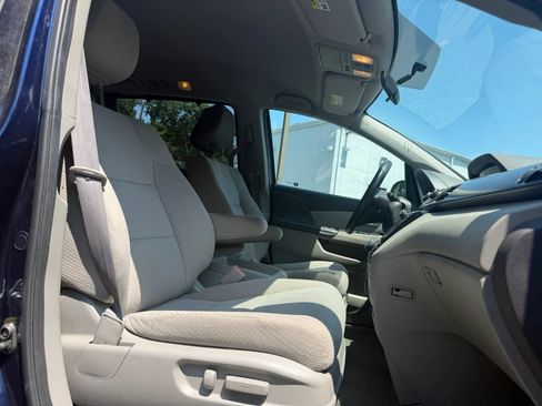 Used 2016 Honda Odyssey EX image 16