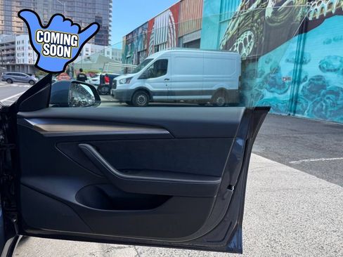 Used 2023 Tesla Model 3 Standard Range RWD image 12