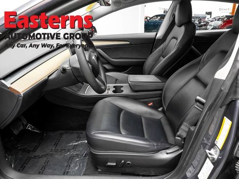 Used 2023 Tesla Model 3 Standard Range RWD image 15