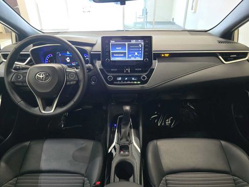 Used 2020 Toyota Corolla XSE FWD image 9