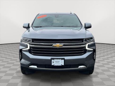 Used 2022 Chevrolet Tahoe LT w/ Luxury Package AWD/4WD image 2